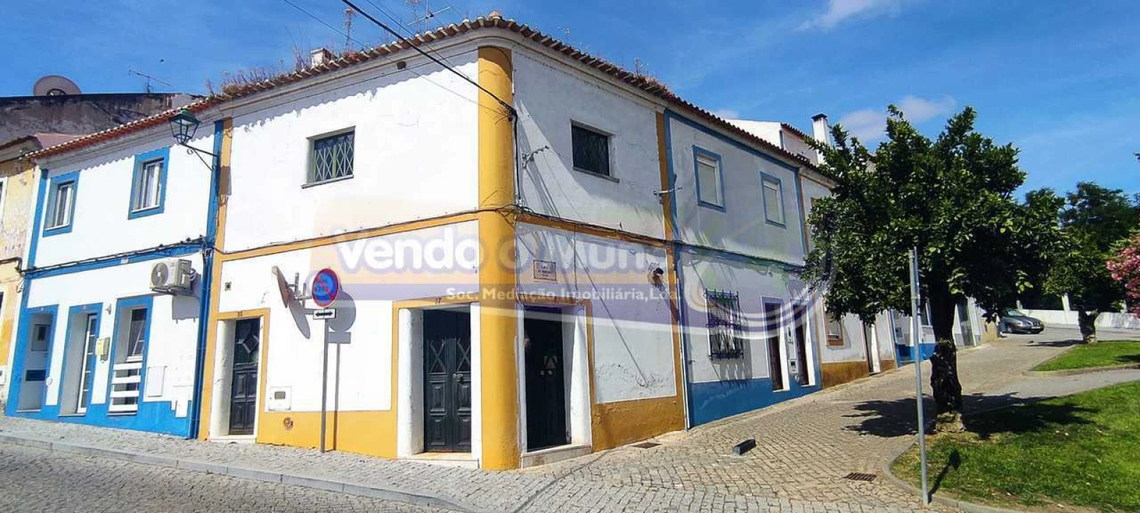 Moradia T2 para Venda em Mora Foto 1