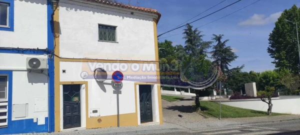 Moradia T2 para Venda em Mora