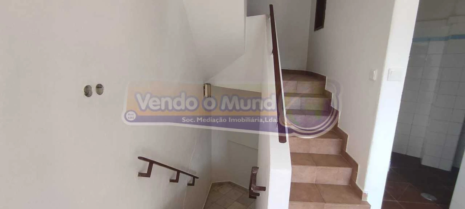 Moradia T2 para Venda em Mora Foto 13