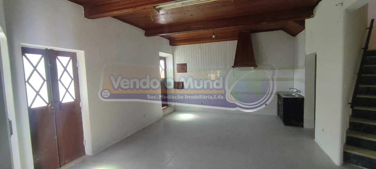 Moradia T2 para Venda em Mora Foto 4
