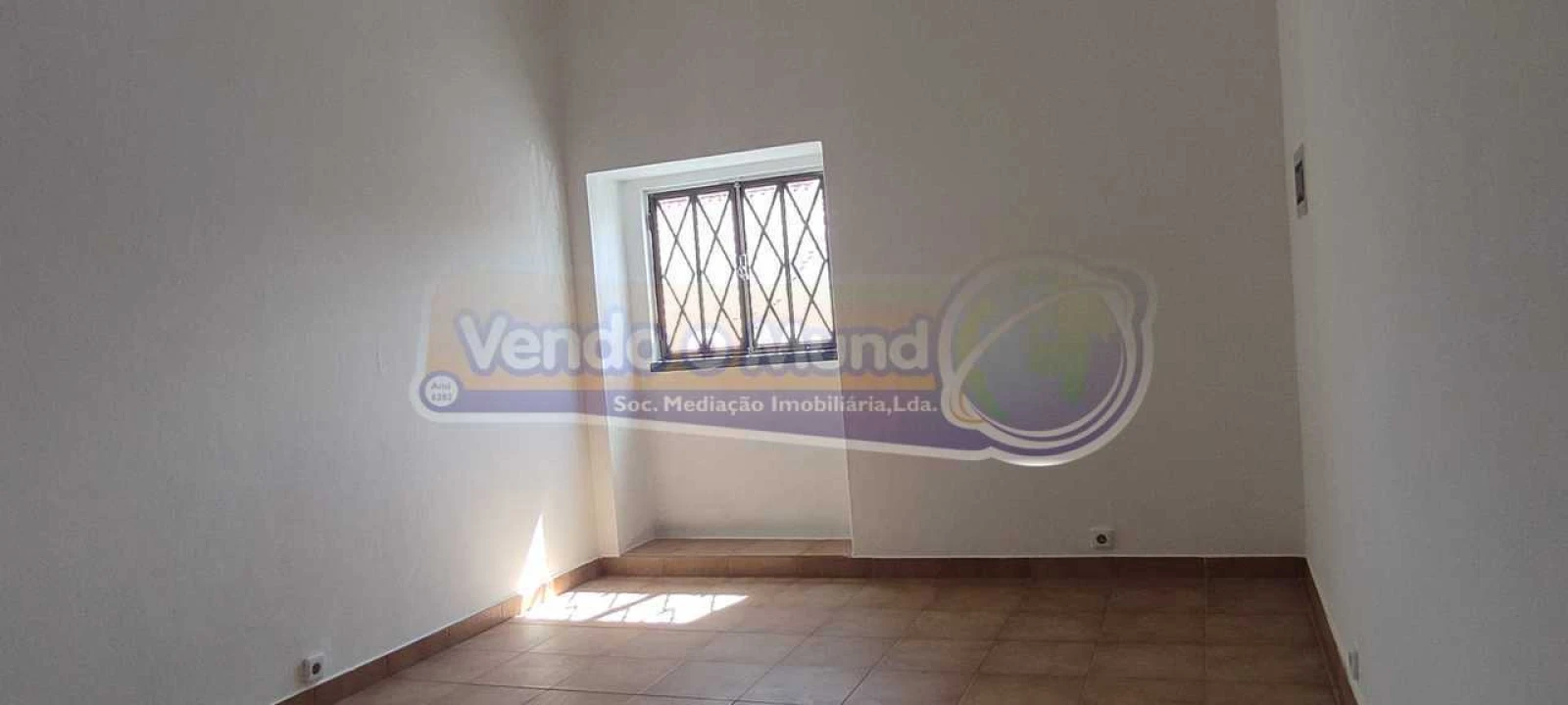 Moradia T2 para Venda em Mora Foto 12