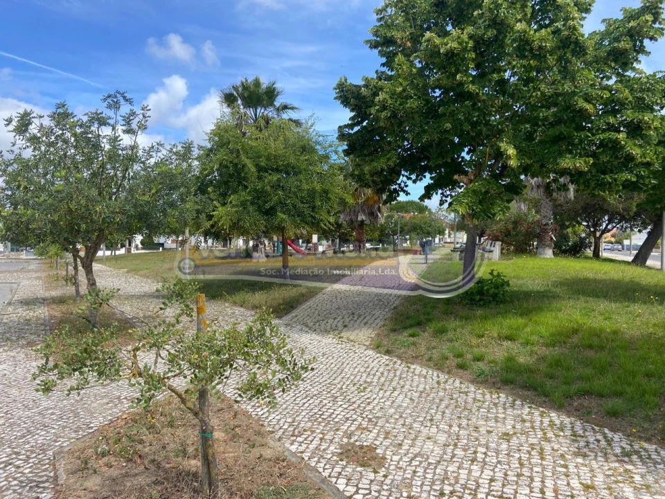 Terreno para Venda em Salvaterra de Magos e Foros de Salvaterra Foto 8