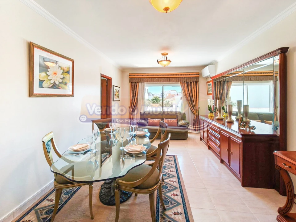Apartamento T2 para Venda em Alvor Foto 6