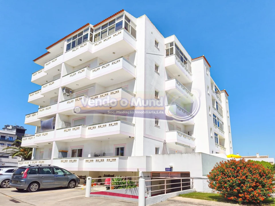 Apartamento T2 para Venda em Alvor Foto 1
