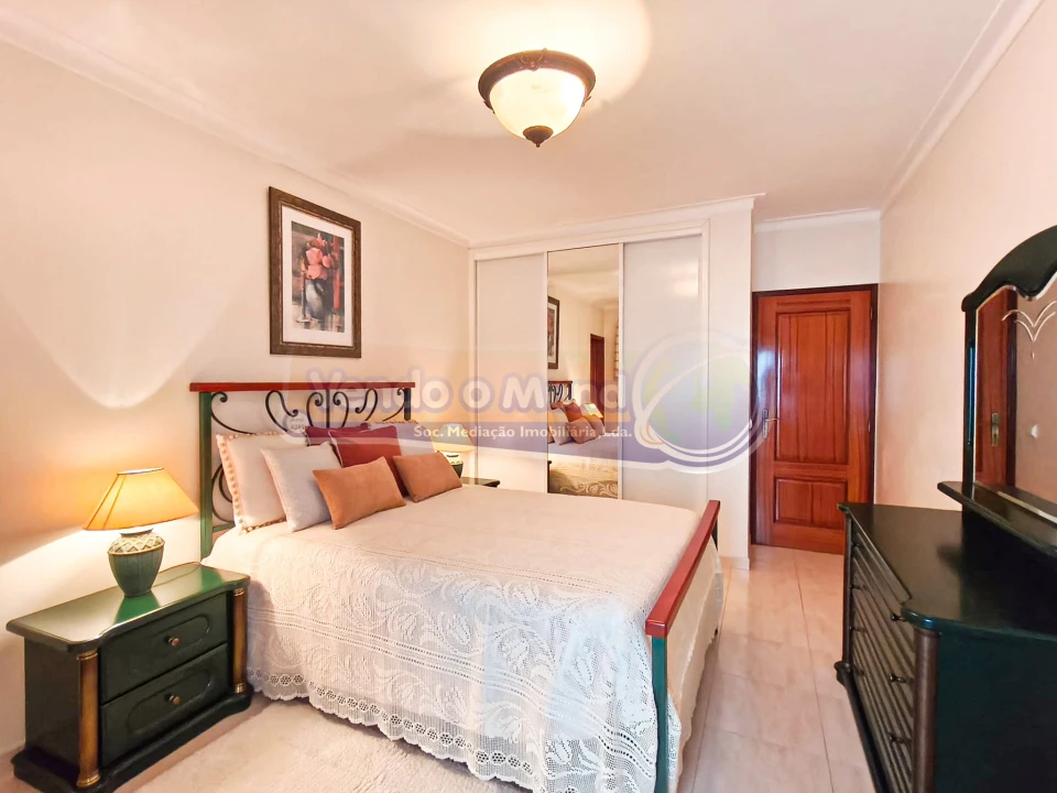 Apartamento T2 para Venda em Alvor Foto 12