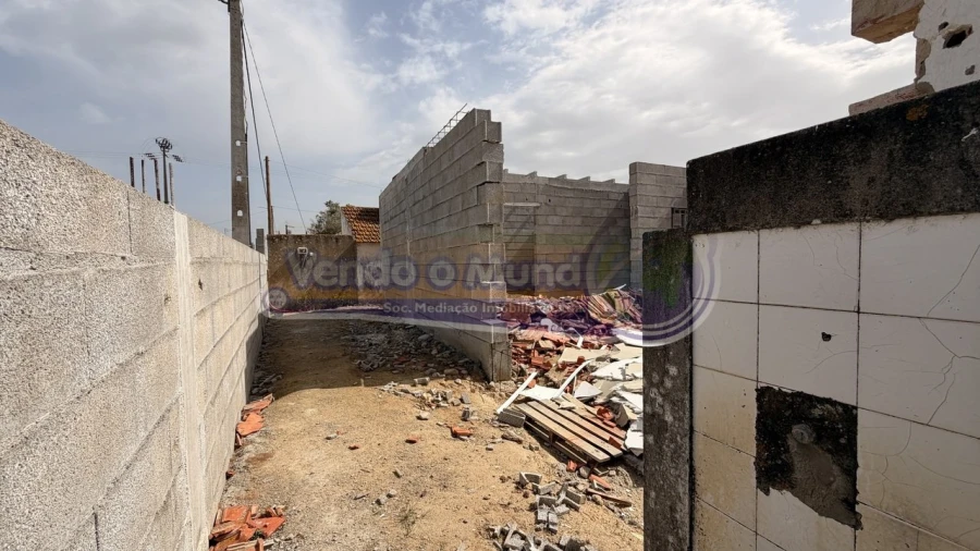 Moradia T2 para Venda em Benavente Foto 7