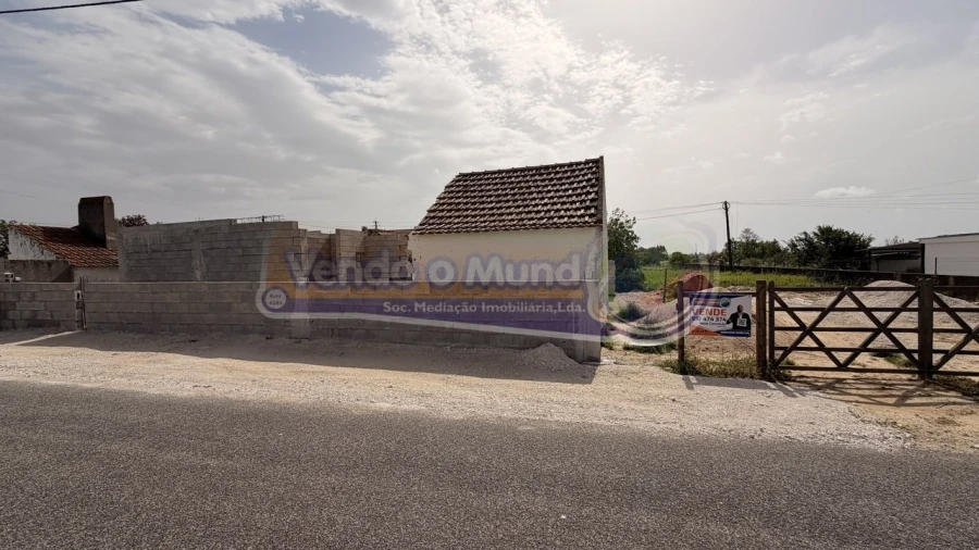 Moradia T2 para Venda em Benavente Foto 3