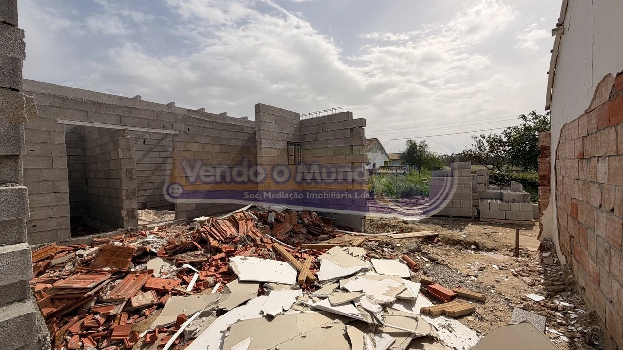 Moradia T2 para Venda em Benavente Foto 6