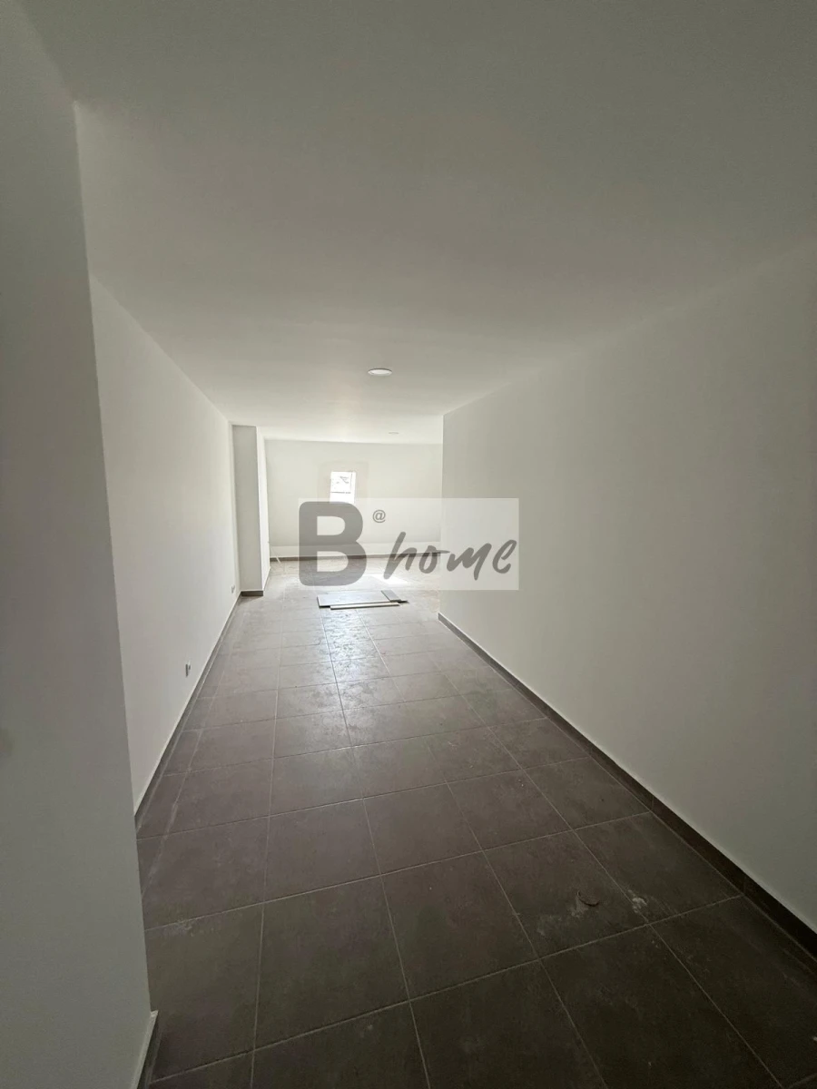 Apartamento T1 para Venda em Charneca de Caparica e Sobreda Foto 19