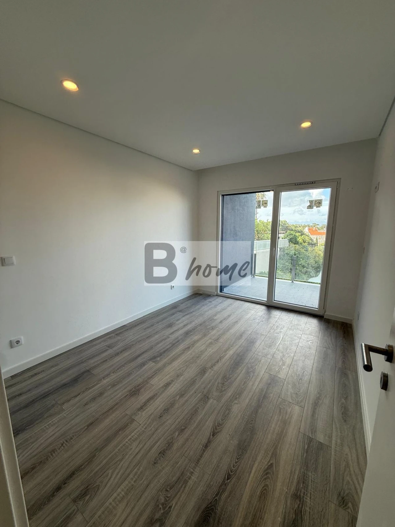 Apartamento T1 para Venda em Charneca de Caparica e Sobreda Foto 10