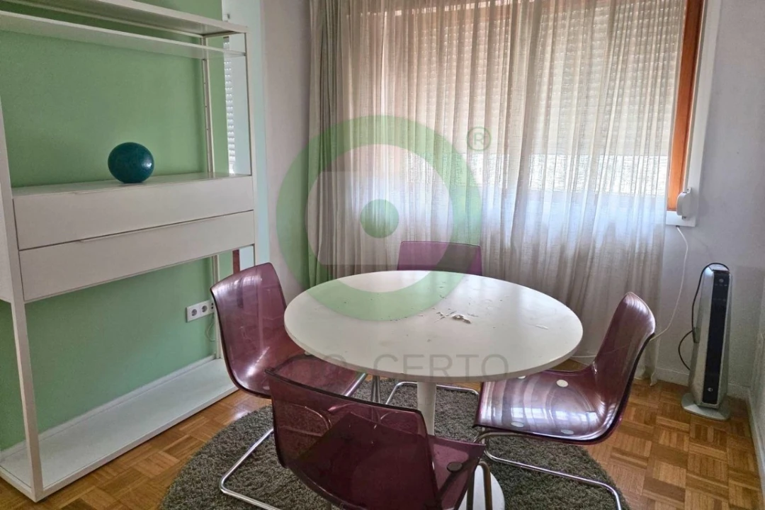 Apartamento T1 para Venda em Cedofeita, Santo Ildefonso, Sé, Miragaia, São Nicolau e Vitória Foto 8