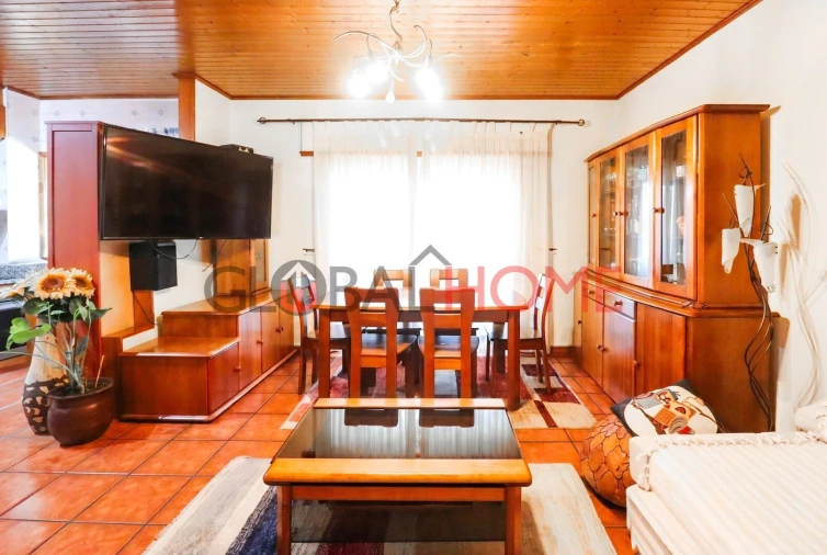 Apartamento T3 para Venda em Rio Tinto Foto 4