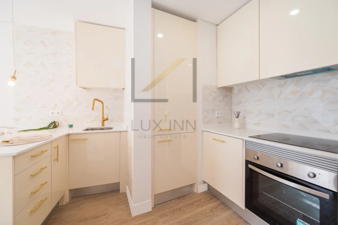 Apartamento T1 para Venda em Venteira Foto 2