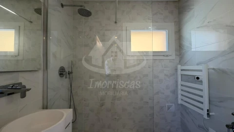 Moradia T3 para Venda em Santa Iria de Azoia, São João da Talha e Bobadela