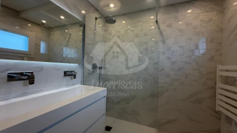 Moradia T3 para Venda em Santa Iria de Azoia, São João da Talha e Bobadela