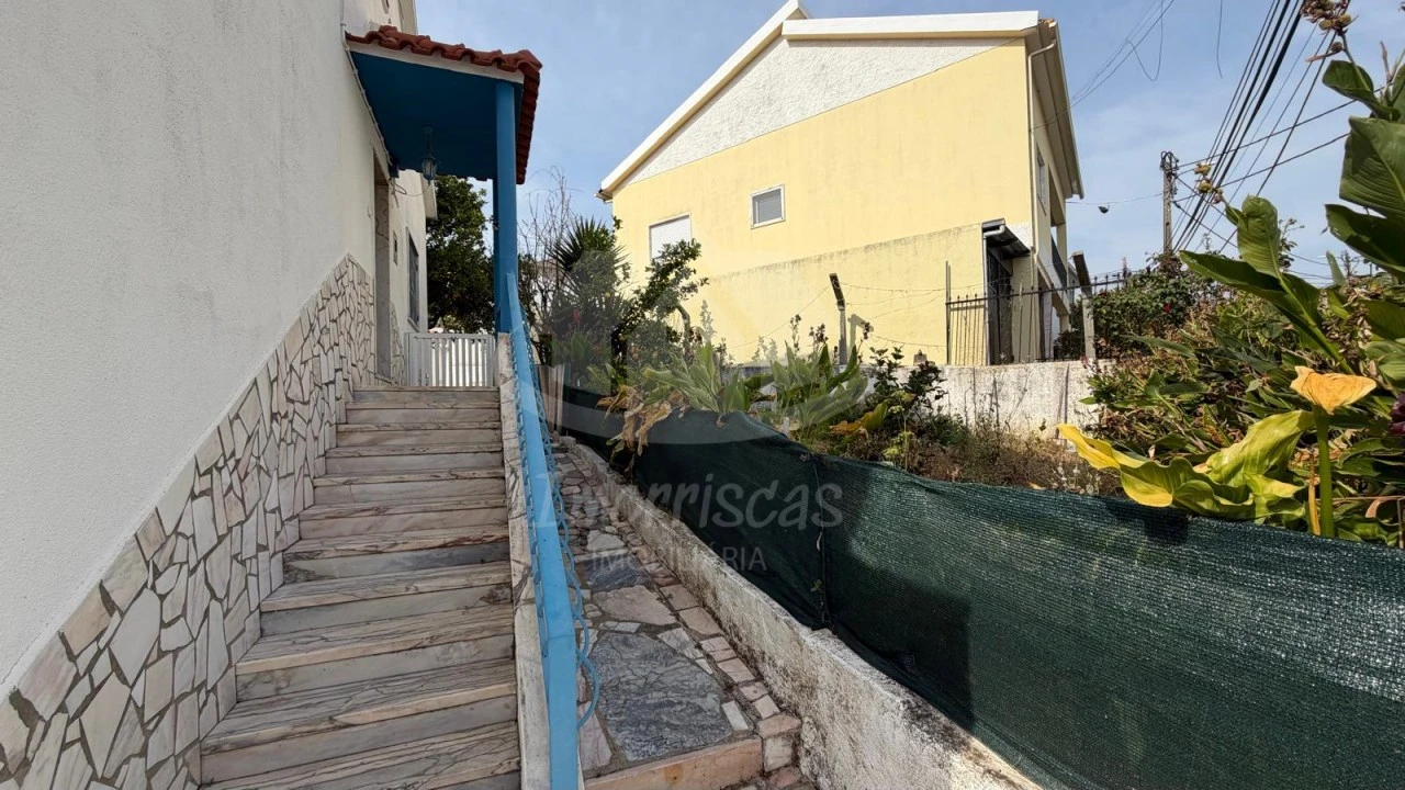 Moradia T3 para Venda em Santa Iria de Azoia, São João da Talha e Bobadela Foto 29