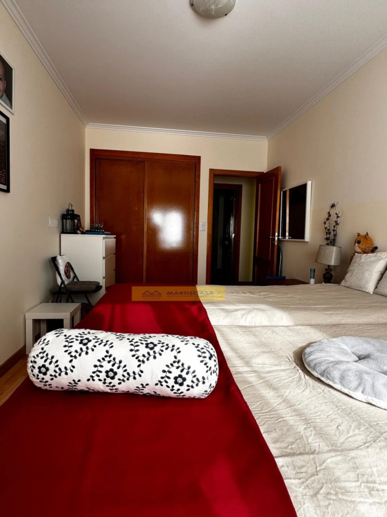 Apartamento T3 para Arrendamento em Mina de Água Foto 11