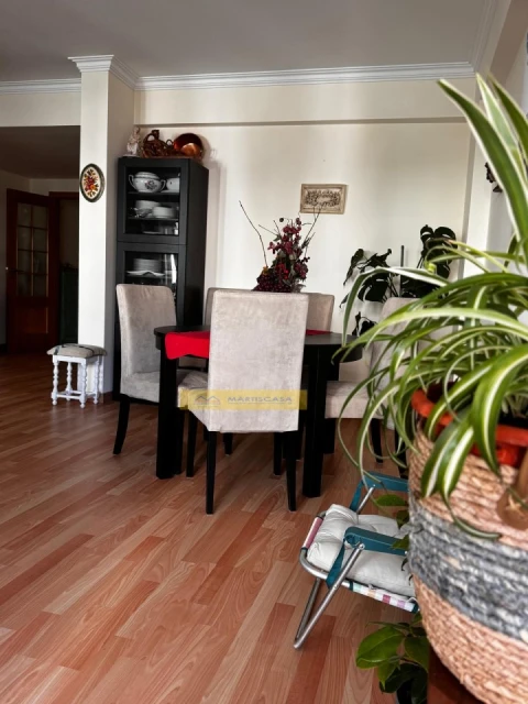 Apartamento T3 para Arrendamento em Mina de Água