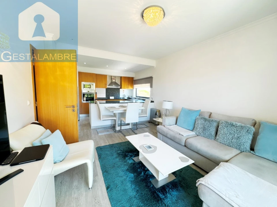 Apartamento T2 para Venda em Albufeira e Olhos de Água Foto 2