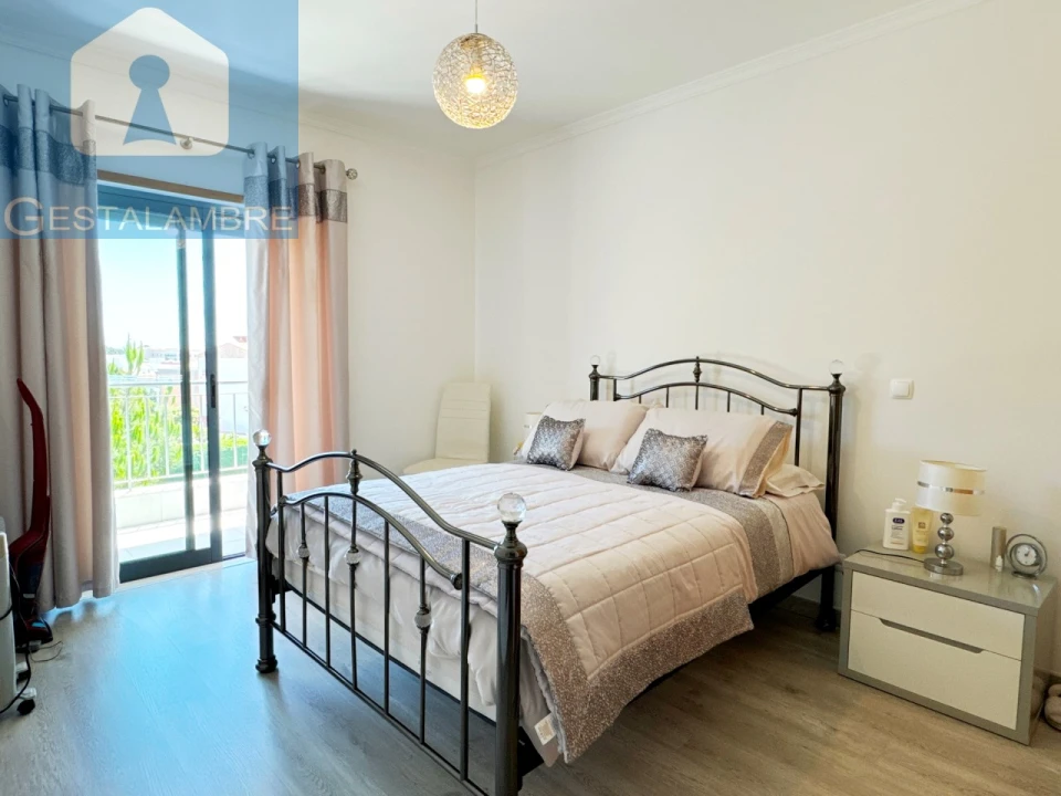 Apartamento T2 para Venda em Albufeira e Olhos de Água Foto 5