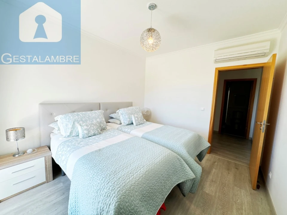 Apartamento T2 para Venda em Albufeira e Olhos de Água Foto 16
