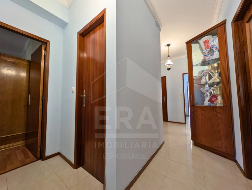 Apartamento T3 para Venda em Darque Foto 9