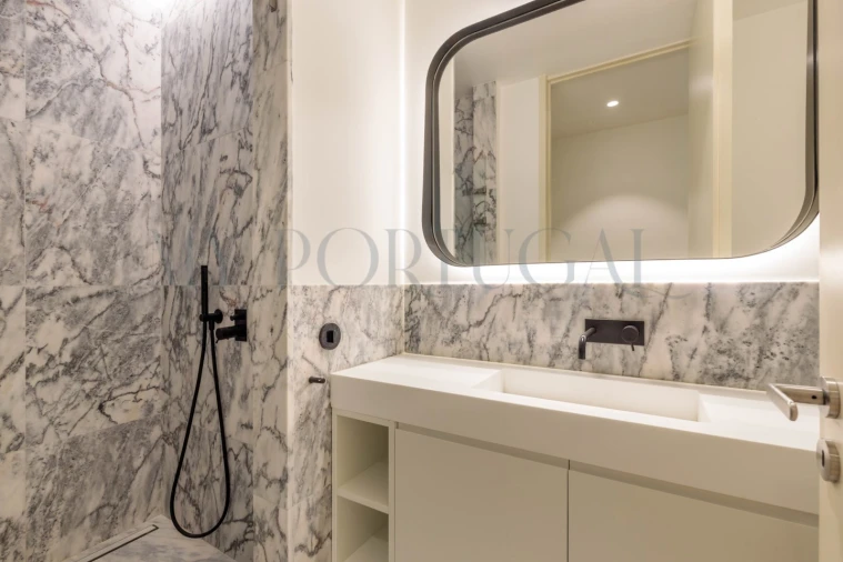 Apartamento T3 para Venda em Misericórdia Foto 10