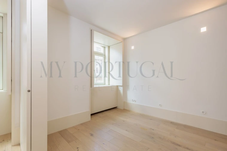 Apartamento T3 para Venda em Misericórdia Foto 21