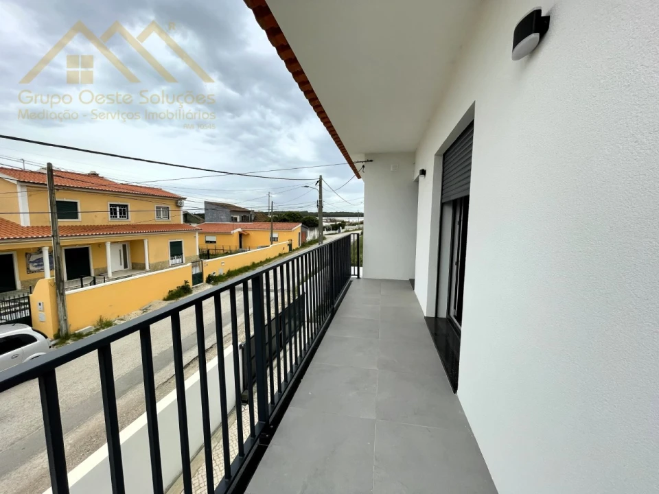 Moradia T6 para Venda em A dos Cunhados e Maceira Foto 20