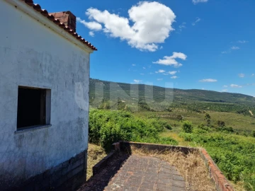 Quinta T6 para Venda em Gloria