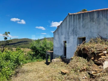 Quinta T6 para Venda em Gloria