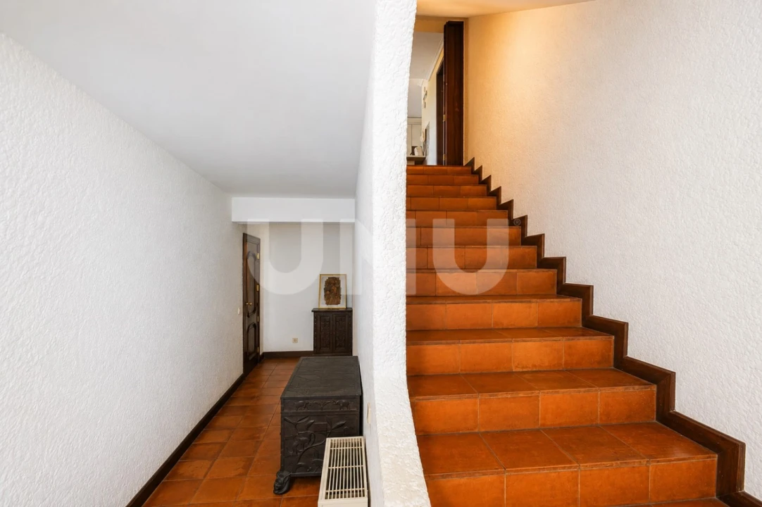 Moradia T6 para Venda em São João da Madeira Foto 11