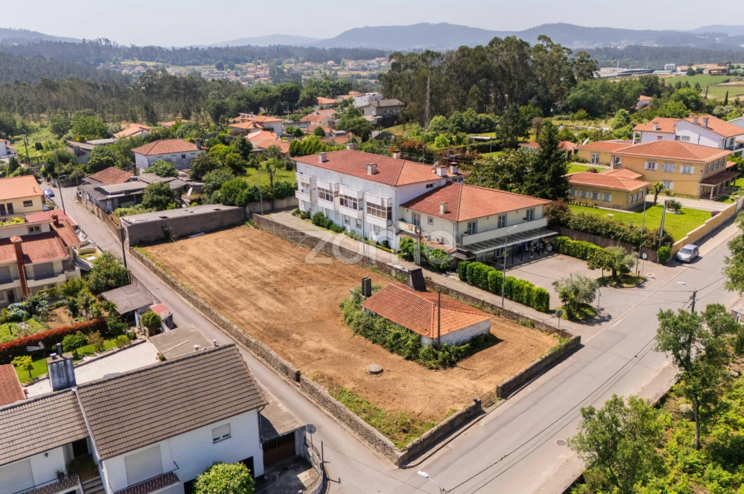 Moradia T1 para Venda em Manhente Foto 6