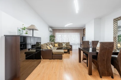 Moradia T3 para Venda em Gondomar (São Cosme), Valbom e Jovim
