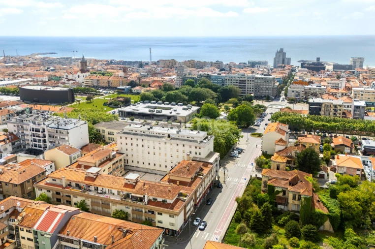 Apartamento T2 para Venda em Espinho Foto 25