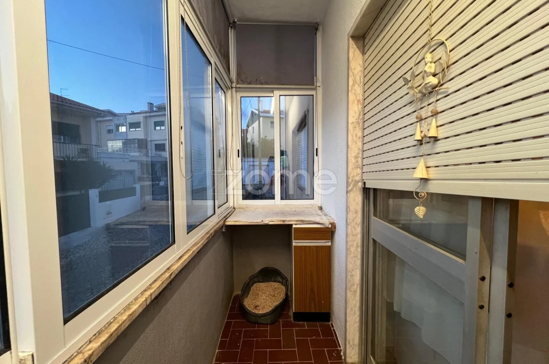 Apartamento T2 para Venda em Algueirão-Mem Martins Foto 9