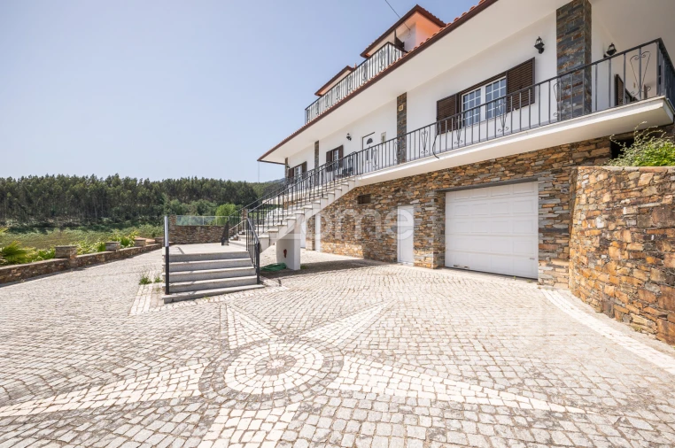 Moradia T6 para Venda em Gois Foto 39