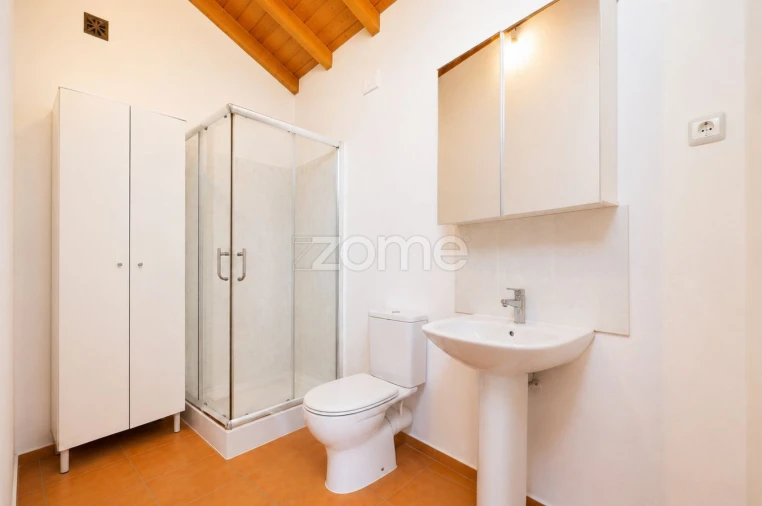Moradia T6 para Venda em Gois Foto 36