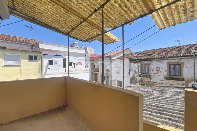Moradia T3 para Venda em Tavarede Foto 27