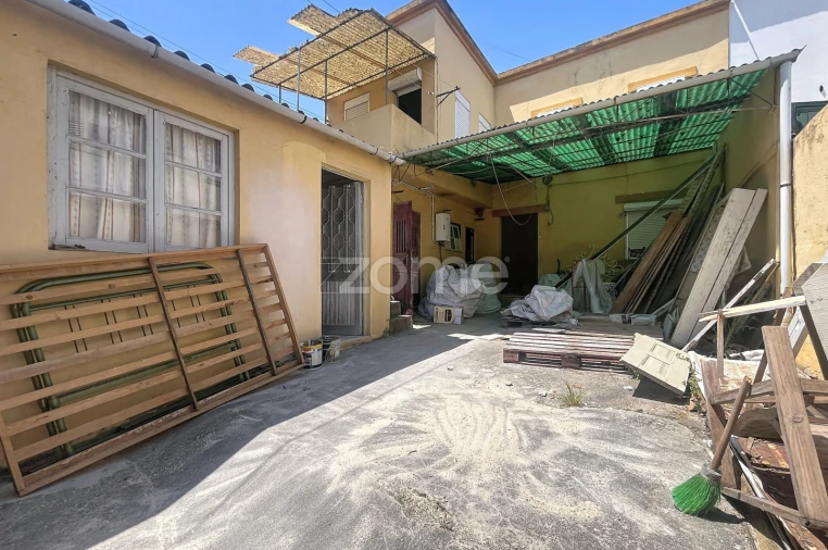 Moradia T3 para Venda em Tavarede Foto 6