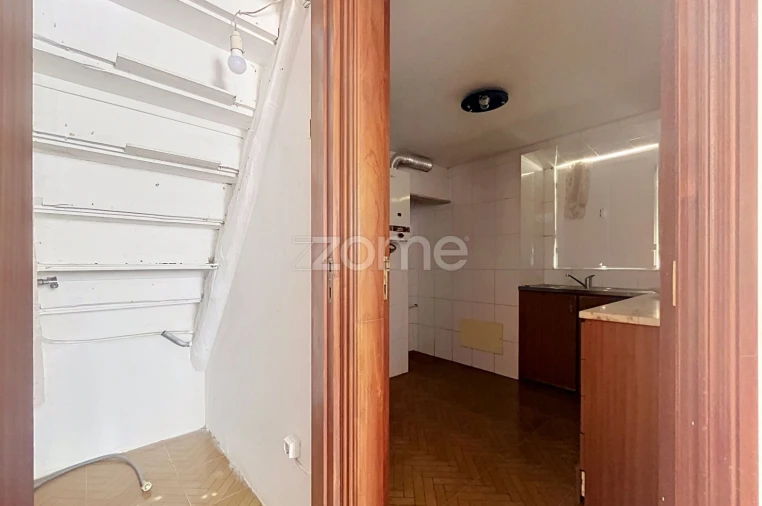 Moradia T3 para Venda em Tavarede Foto 36