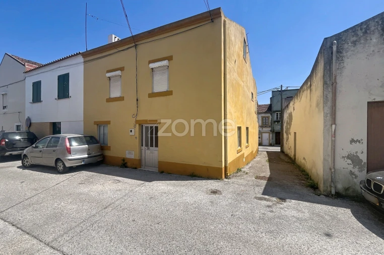 Moradia T3 para Venda em Tavarede Foto 4