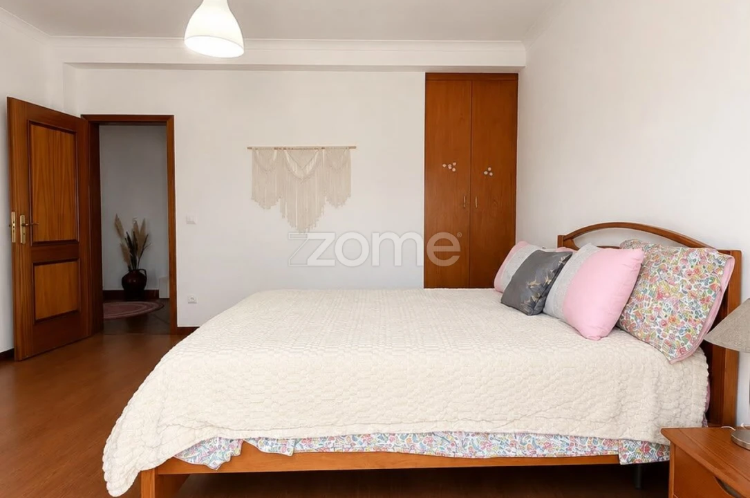 Apartamento T2 para Venda em Campo Foto 13