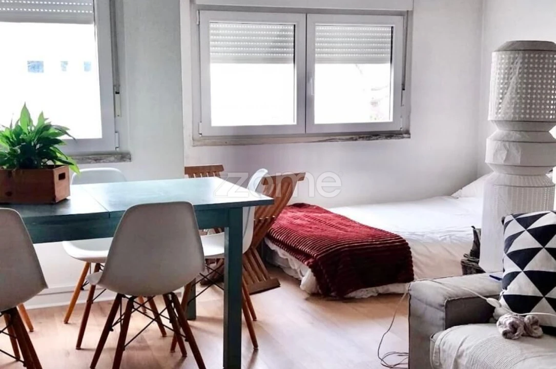 Apartamento T2 para Venda em São Domingos de Rana Foto 13