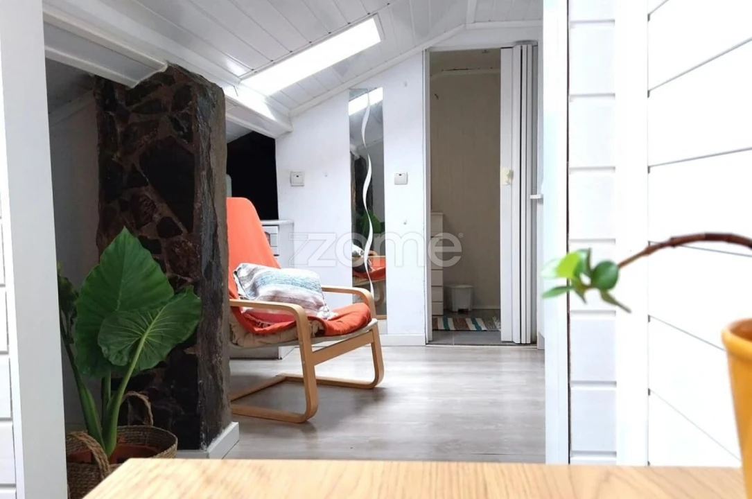 Apartamento T2 para Venda em São Domingos de Rana Foto 8
