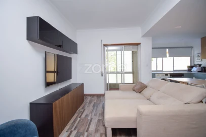 Apartamento T2 para Venda em Algueirão-Mem Martins