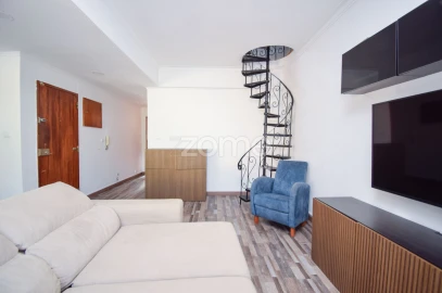 Apartamento T2 para Venda em Algueirão-Mem Martins