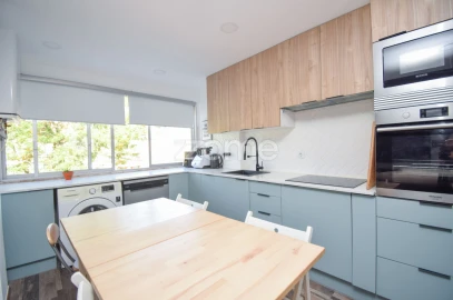Apartamento T2 para Venda em Algueirão-Mem Martins