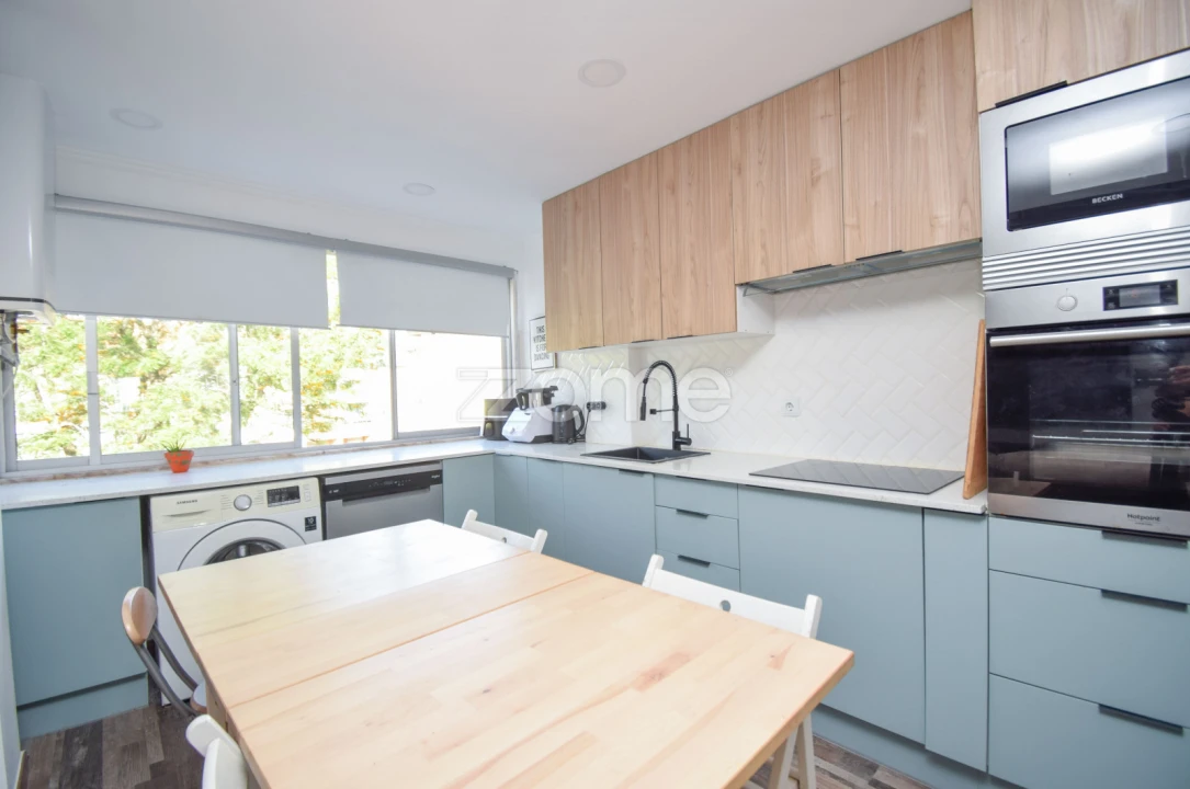 Apartamento T2 para Venda em Algueirão-Mem Martins Foto 7