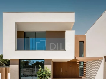 Moradia T4 para Venda em Almancil